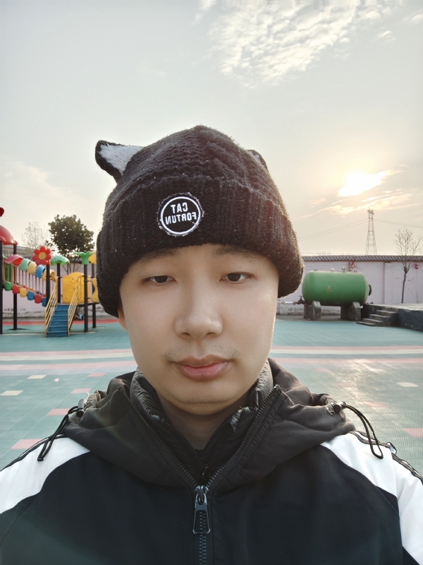 王连杰的第一张照片--上海蓝颜知己交友网